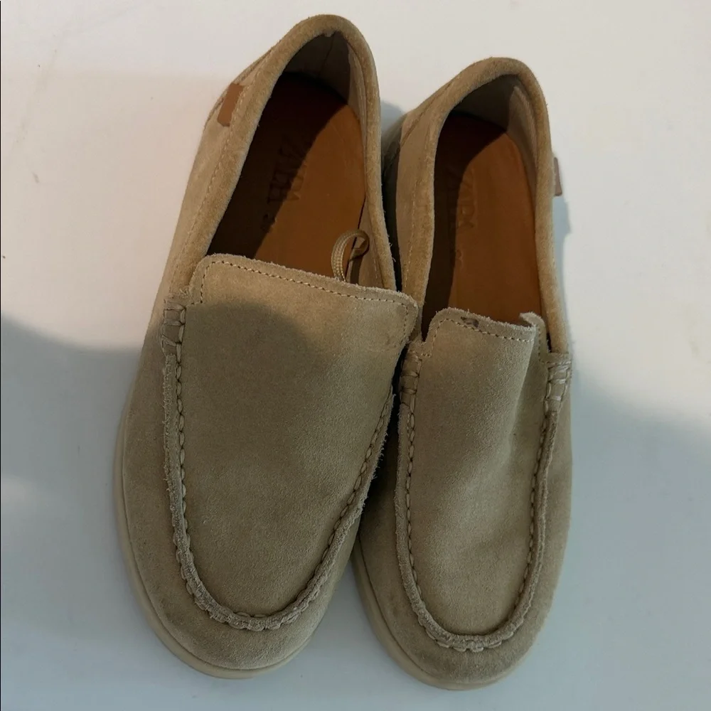 Zara Kids Suede Slip-On Loafers in Beige EUR 30